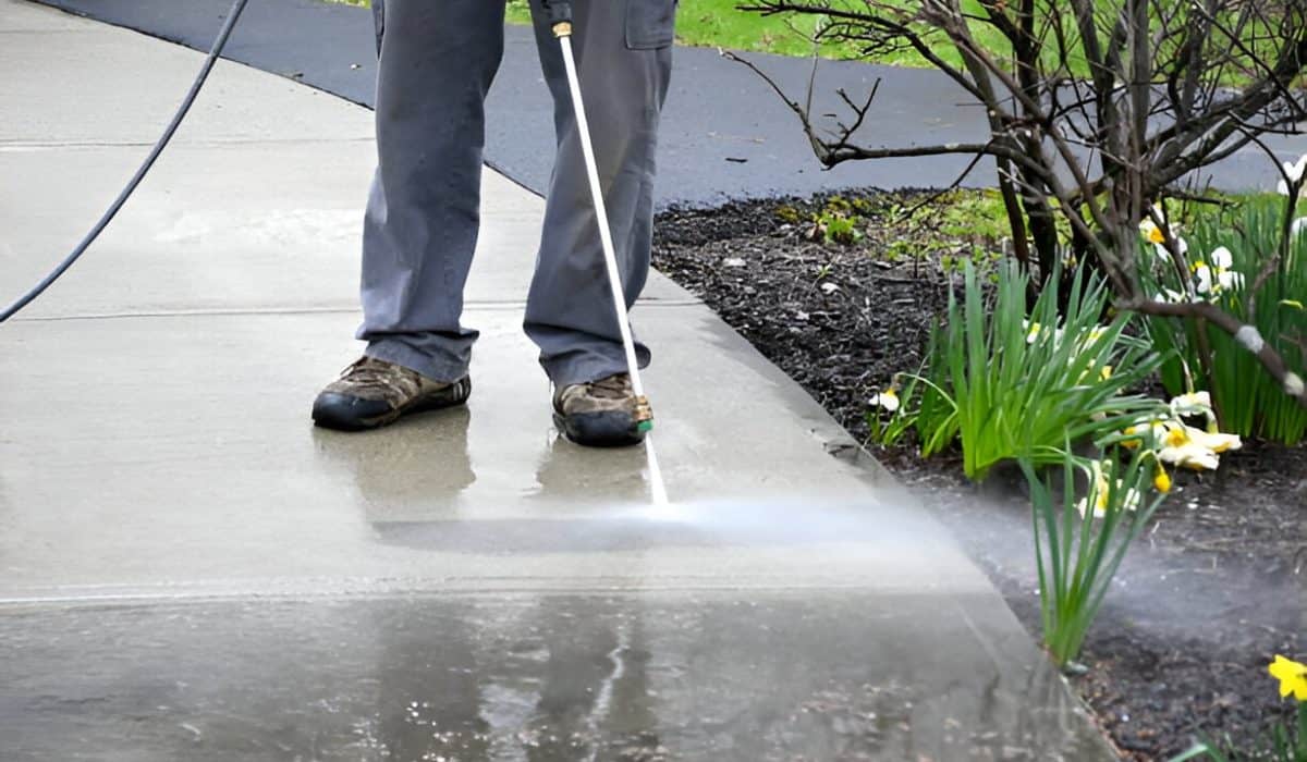 Sidewalk Cleaning Company in Newport Beach